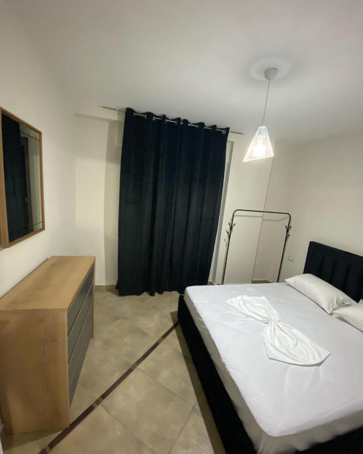 Tirana View Apartment 3 With To Double Rooms! 外观 照片